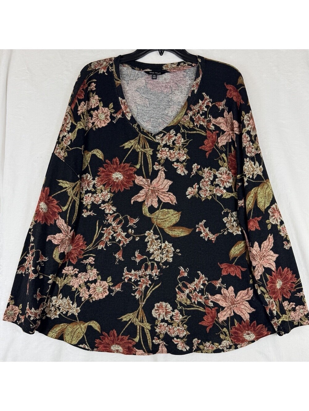 Well Worn Top XXL Womens Black Floral Knit Long Sleeve V Neck